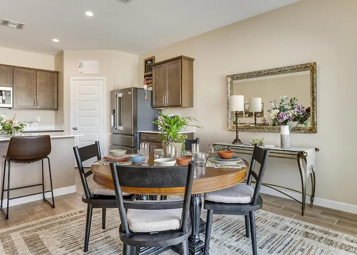 Superstition Mtn Views: Seasonal Golf Getaway Holiday home